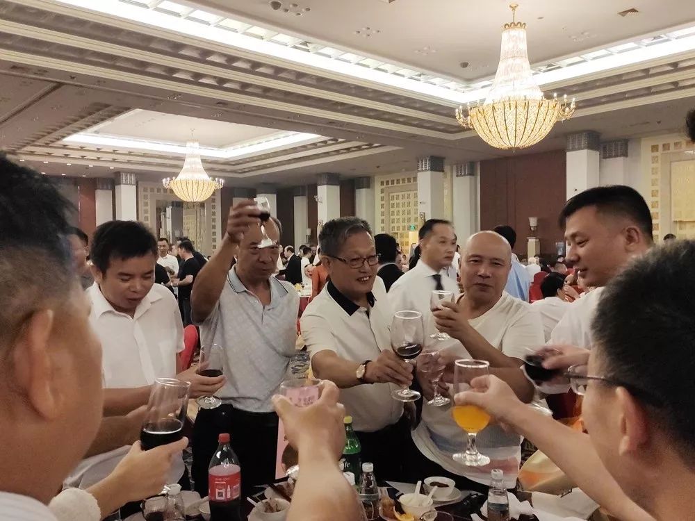 董事長唐樹松參加中國酒店用品協會2019會員年會